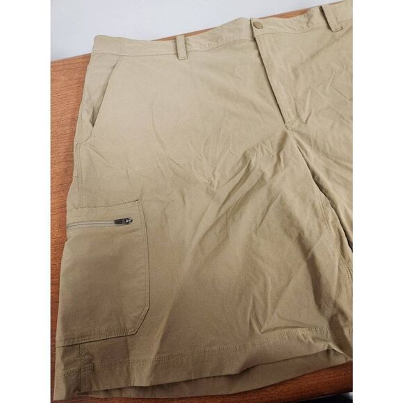 LL Bean Shorts Mens 44W Brown Nylon Blend Flat Front Cargo - Picture 3 of 5